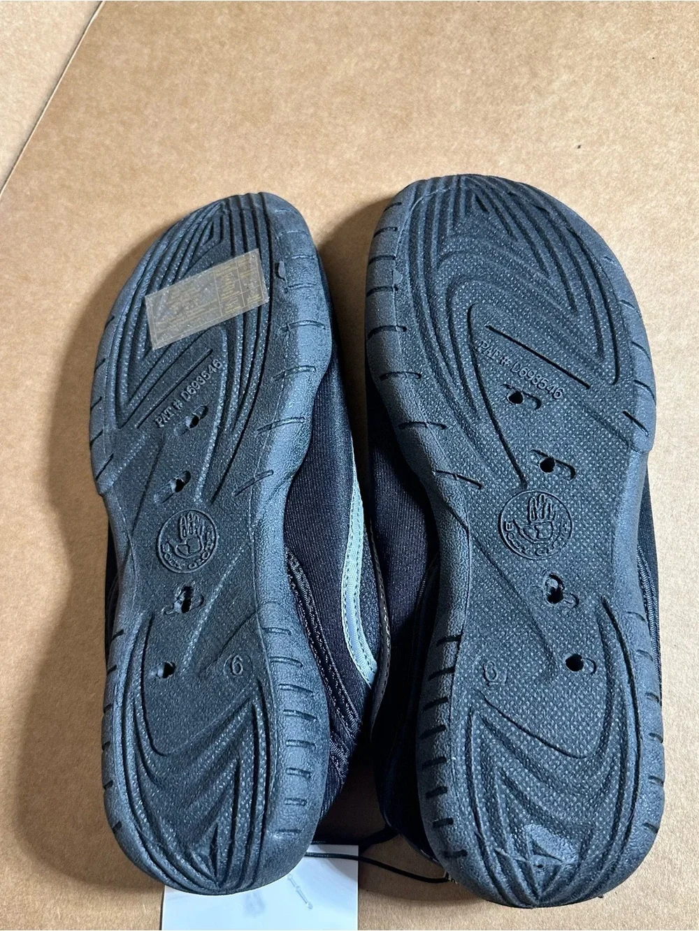 Boys Water Shoes Size 6, Black, Quick-Dry Slip-On, New